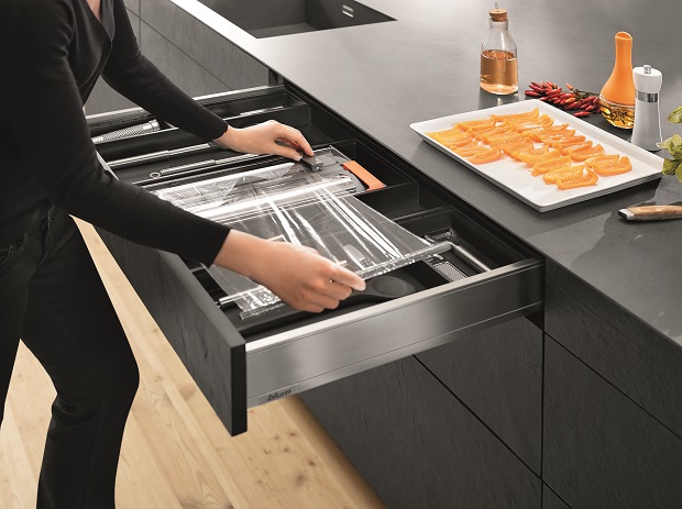Distributeur Film Alimentaire Blum Ambia-Line ZC7C0000 – Double Enrouleur Aluminium & Fraîcheur – Gris Orion / Inox